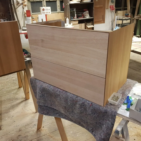 Badezimmerschrank aus Holz